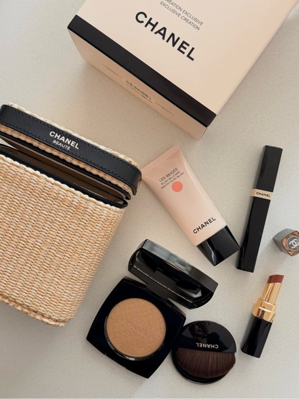 CHANEL LES BEIGES Summer Essentials （Brand new )